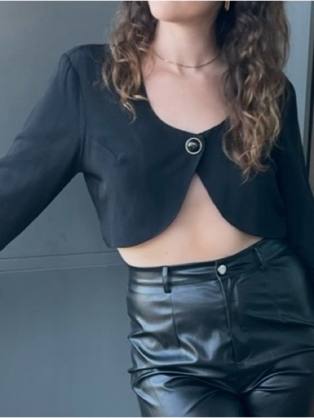 Cropped Black Single-Button Jacket